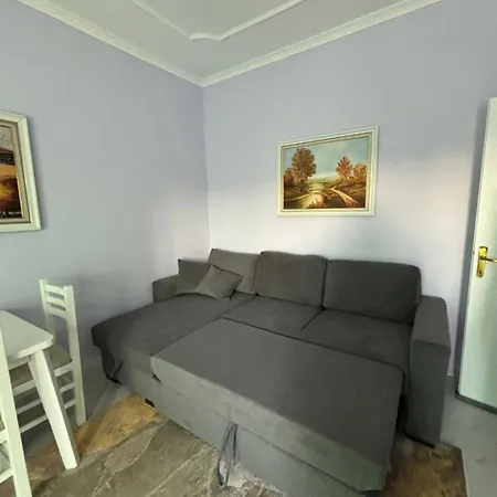 Golem Apartment *